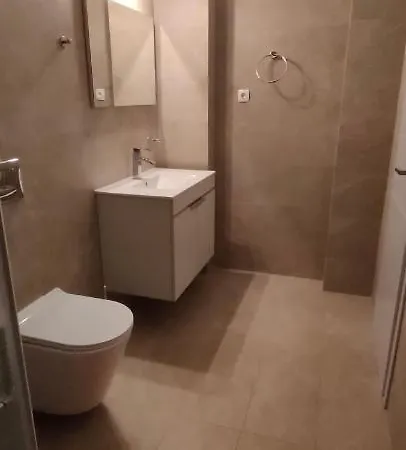 Papillon Vakantiehuis Pera Gyalos