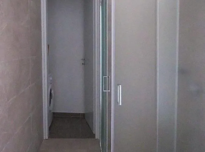 Papillon * Pera Gyalos