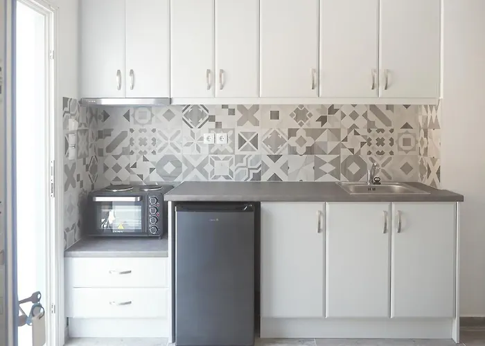 Papillon * Πέρα Γυαλός